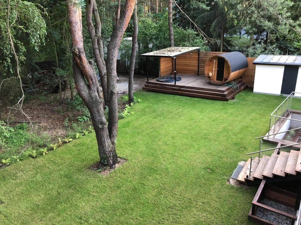 Luksusowa Pod Lasem, - Shared Garden, Sauna, Wood Hot Tub! Hot Tub Seasonal! Apartment *